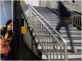 08Metro met man op trapSmall